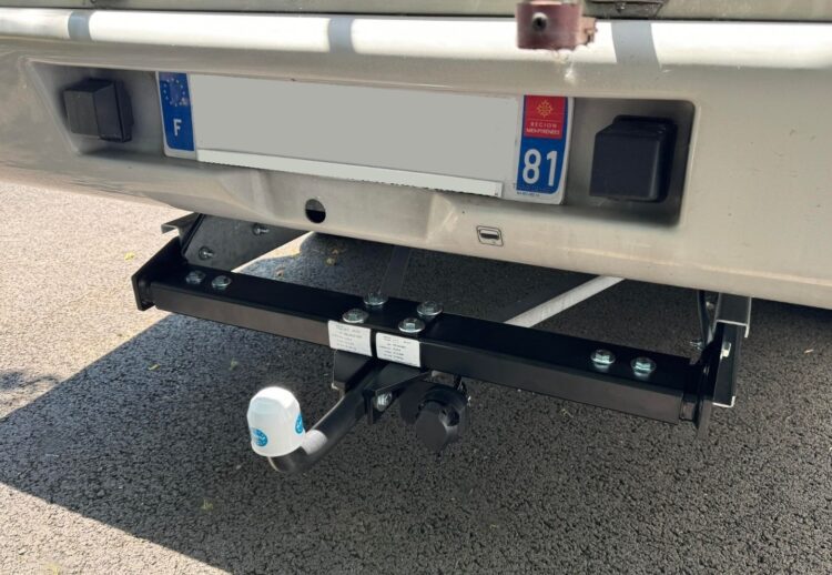 INSTALLATION ATTELAGE