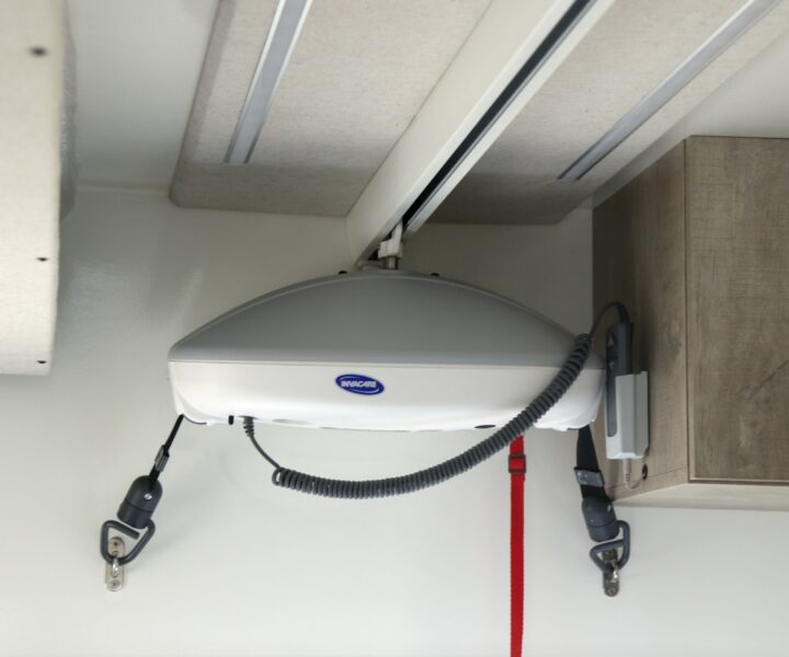 CAMPING-CAR PMR HODDICE SUR MESURE (10)