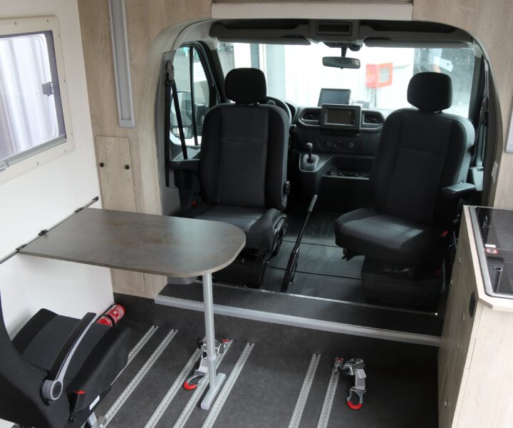 CAMPING-CAR PMR HODDICE SUR MESURE (12)